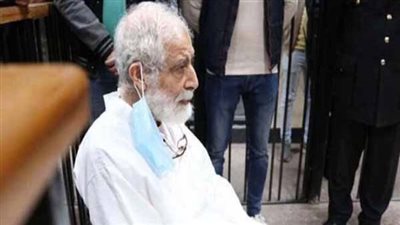 للمرافعة.. تأجيل محاكمة محمد بديع ومحمود عزت و77 آخرين في قضية أحداث المنصة