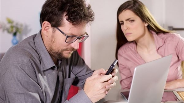 المرأة والحاسة السادسة