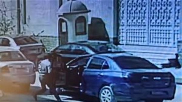 لحظه سرقة الحقيبة