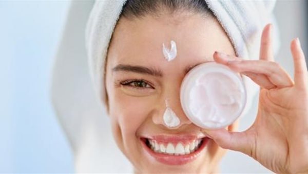 العناية بالبشرة