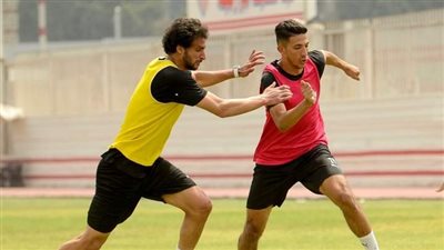 كارتيرون يوقف مران الزمالك لتصحيح الأخطاء