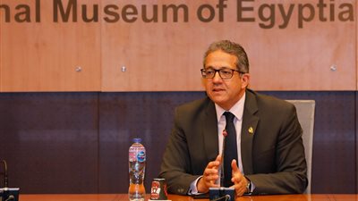 وزير السياحة يشهد حفل تكريم الجهات والوزارات التي شاركت في موكب المومياوات الملكية (صور)