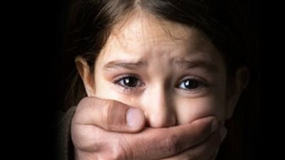 حبس شاب متهم بالتحرش بطفلة الزاوية الحمراء 4 أيام