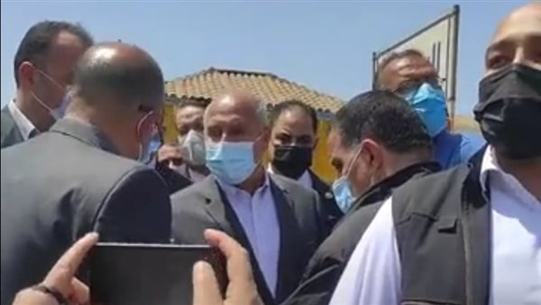 وزير النقل يتفقد