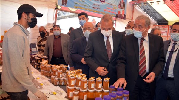 وزير التموين وافتتاح