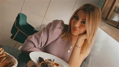 أبرز إطلالات الجزائرية سمارة يحيى ملكة جمال العرب زوجة محمد أبو جبل حارس الزمالك (صور)