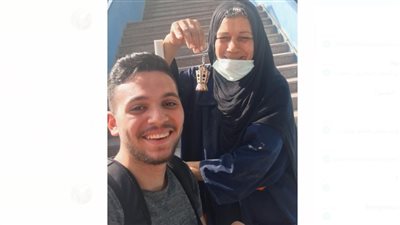 صانع البهجة.. الشاب عمار أشرف: 