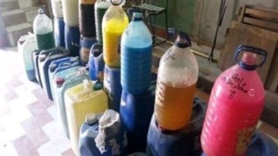 ضبط مصنع بدون ترخيص لإنتاج وبيع المنظفات الصناعية ببني سويف