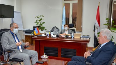 نائب محافظ الإسكندرية تجتمع بمسؤولي الصحة ورجال الأعمال لمتابعة استعدادات شهر رمضان