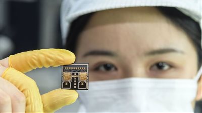 عقبة جديدة.. هل تؤثر أزمة نقص الرقائق العالمية على الإنترنت؟ 