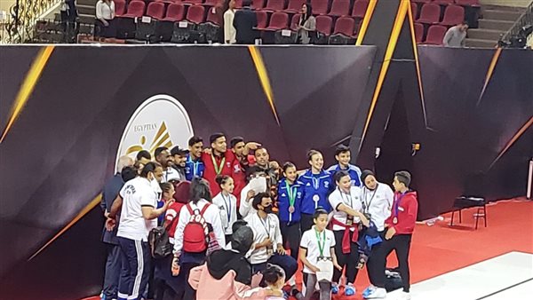  تالية زكريا وعلي