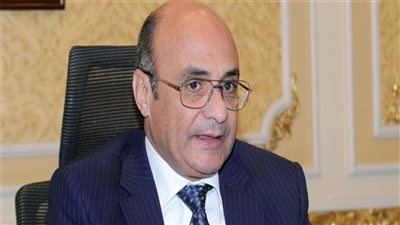 العدل: استمرار تدريب العاملين من الكوادر والقيادات لرفع كفاءتهم