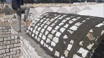 إزالة مقابر مخالفة في المهد بقرية أم صابر في البحيرة (صور)