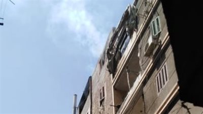 الحماية المدنية تسيطر على حريق بشقة سكنية في إمبابة (صور)