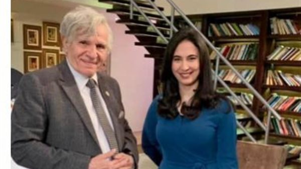 قصواء الخلالي والدكتور