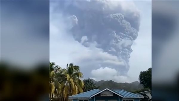 انفجار بركان