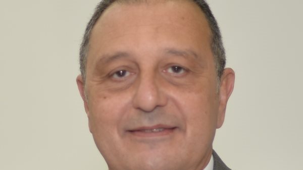 الطيار عمرو أبو العينين