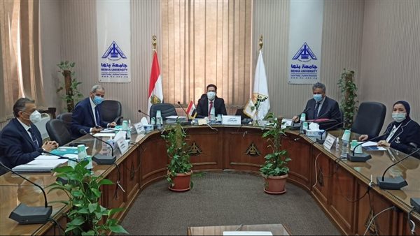  لجنة اختيار عميد