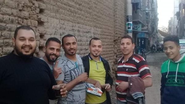 الشباب المشاركون