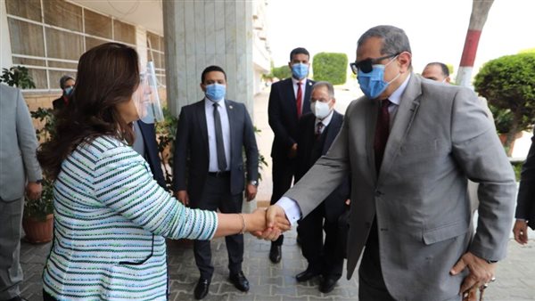 وزير القوى العاملة