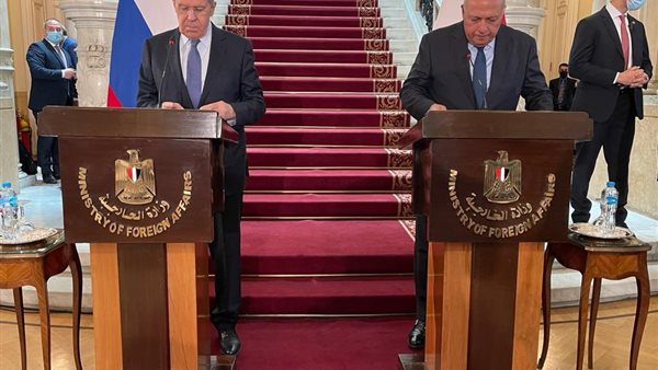 مؤتمر صحفي لوزير