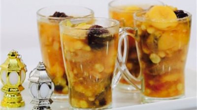 من أهم مشروبات رمضان.. تعرف على فوائد البلح باللبن‎