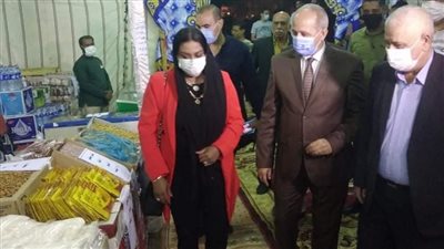 افتتاح معرض 