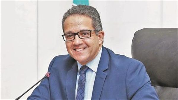 الدكتور خالد العناني