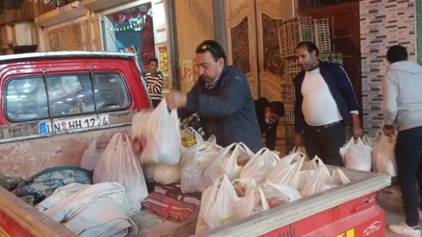 أوقاف دمياط توزع