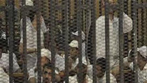  إعادة محاكمة متهم