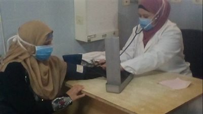 قوافل سكانية بقريتي 