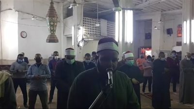في أول أيام رمضان.. المئات يؤدون صلاة التراويح وسط إجراءات احترازية مُشددة بالفيوم (صور)