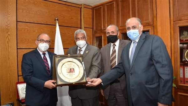 رئيس جامعة أسيوط