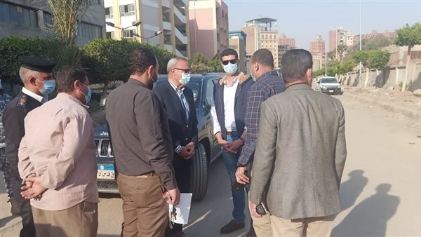 جانب من زيارة محافظ