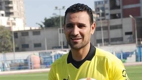 الكابتن عمرو رمضان