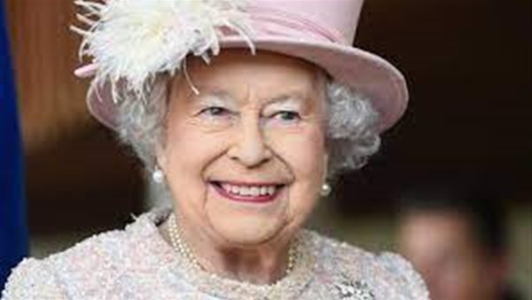 اليزابيث الثانية