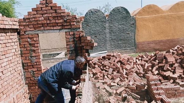 إزالة مقابر مخالفة