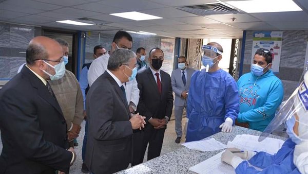 التطعيم بلقاح فيروس