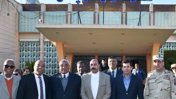 وزير الرياضة ومحافظ