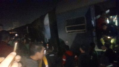 انتقال فريق من النيابة إلى موقع حادث منيا القمح 