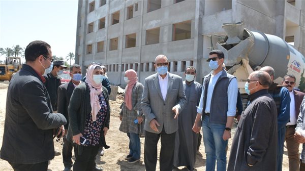 محافظ القليوبية يتفقد
