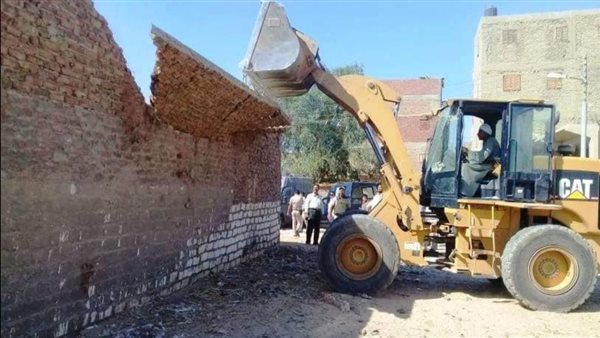 حملة إزالة في سوهاج