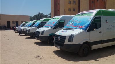 الكشف على 1400 مواطنً في قافلة طبية بالمنيا