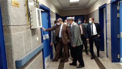 محافظ القليوبية ورئيس هيئة المستشفيات يتفقدان مستشفى بنها التعليمي 