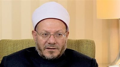 المفتي ناعيًا السفير ياسر عاطف: الدبلوماسية المصرية خسرت رجلًا من طراز رفيع