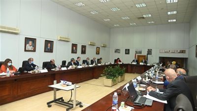 تفاصيل اجتماع مناقشة تطوير وتنمية سياحة المعارض والمؤتمرات في مصر