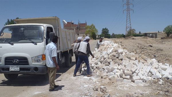 إزالة بناء بطريق