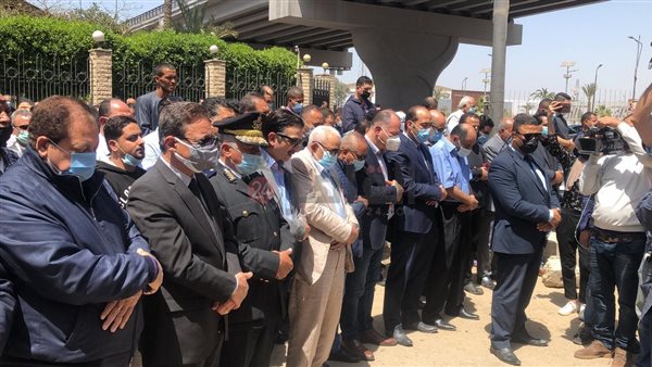 جنازة مكرم محمد أحمد