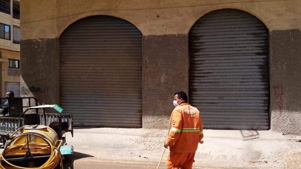 تطهير محيط مستشفى