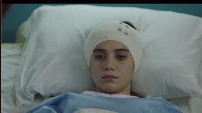 رنا رئيس تتعرض لصدمة نفسية بعد إفاقتها من الغيبوبة.. ملخص الحلقة الخامسة من 